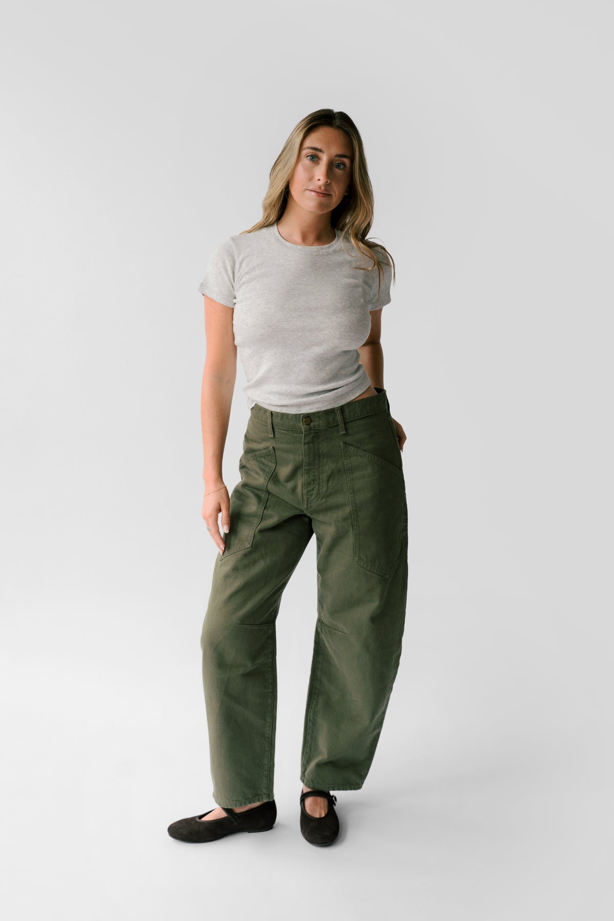 Petite Mid Rise Barrel Jean Ali