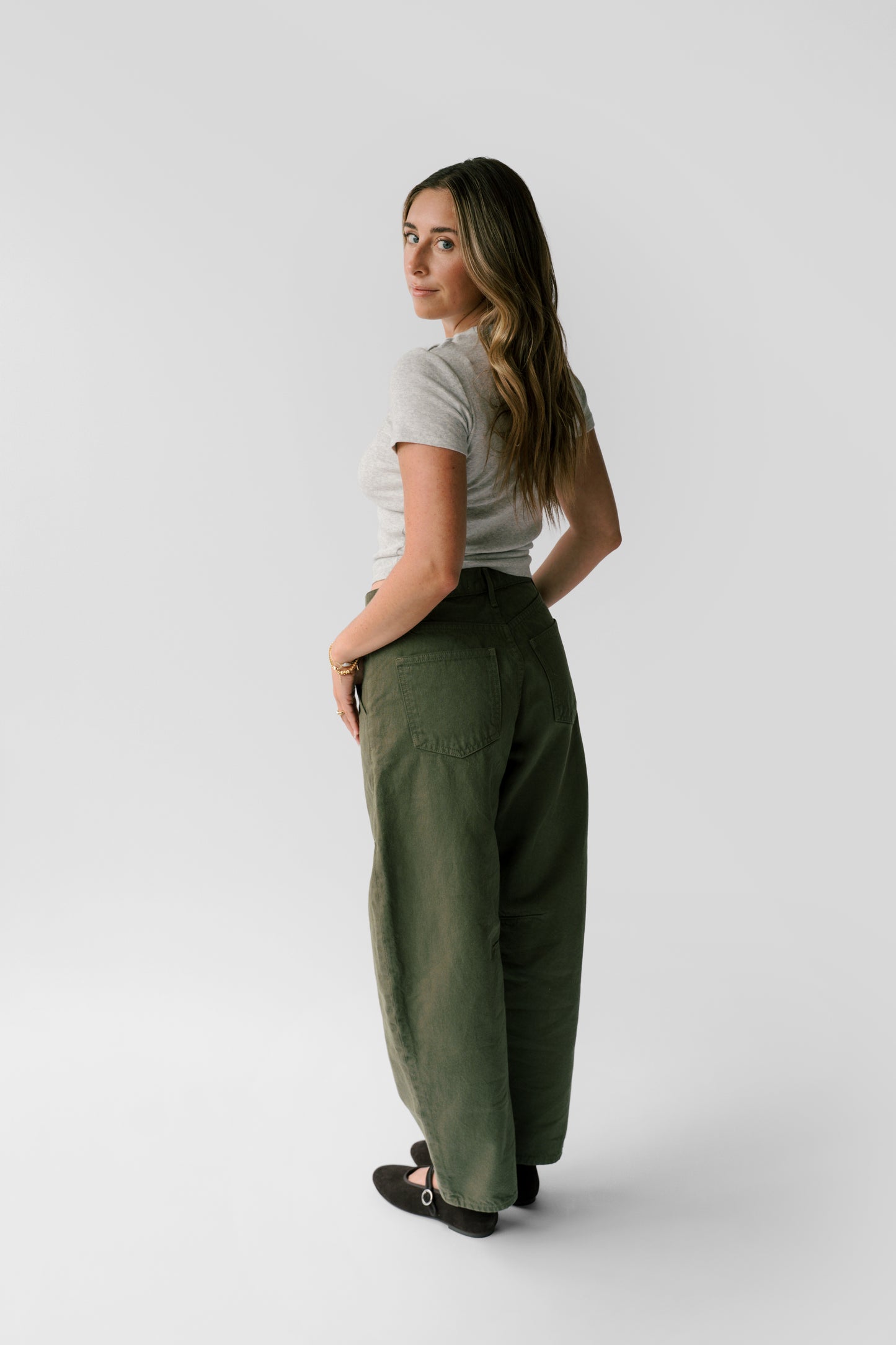 The Ali Horseshoe Jean - Olive